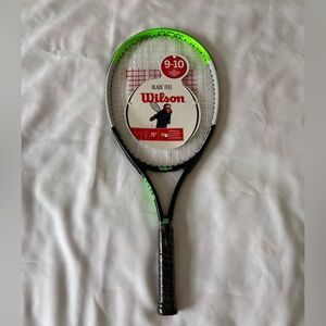 Wilson Blade Feel 25" Junior Tennis Racket - Green & Black (Ages 9-10) 100 sq in